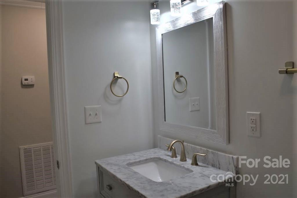 409 Old Linwood Road Lexington, NC 27292 - Photo 14 of 24 Gallery Image 14