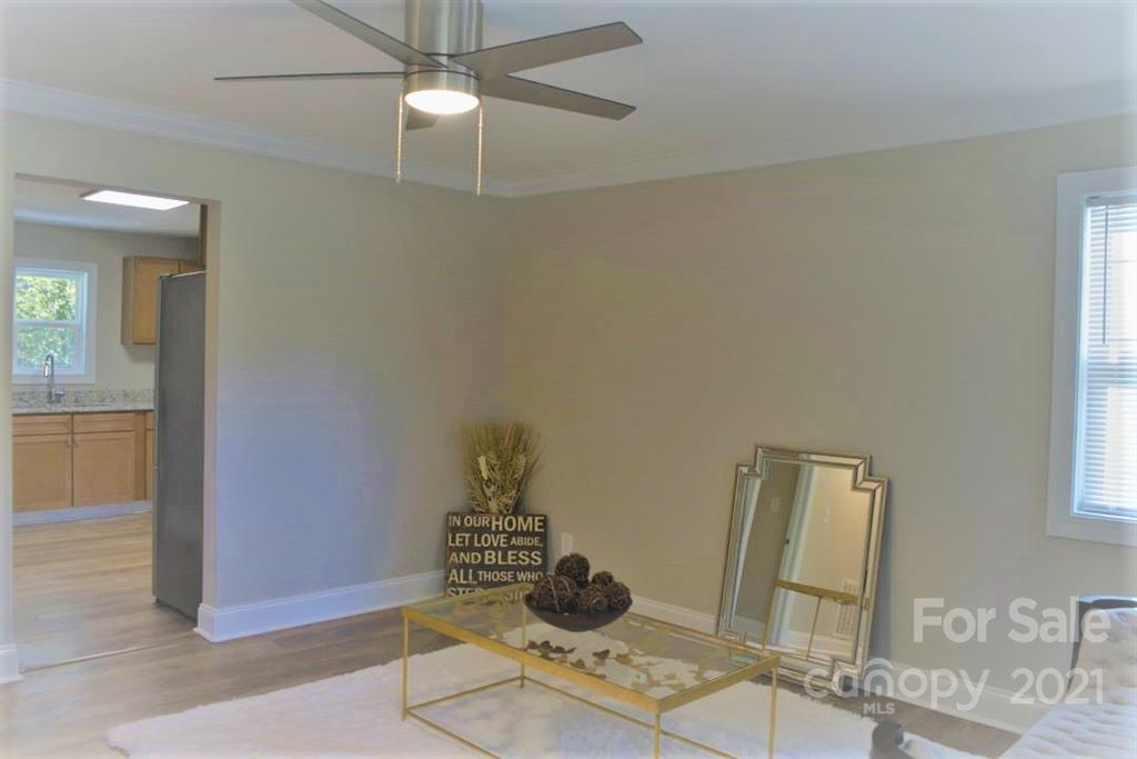 409 Old Linwood Road Lexington, NC 27292 - Photo 3 of 24 Gallery Image 3