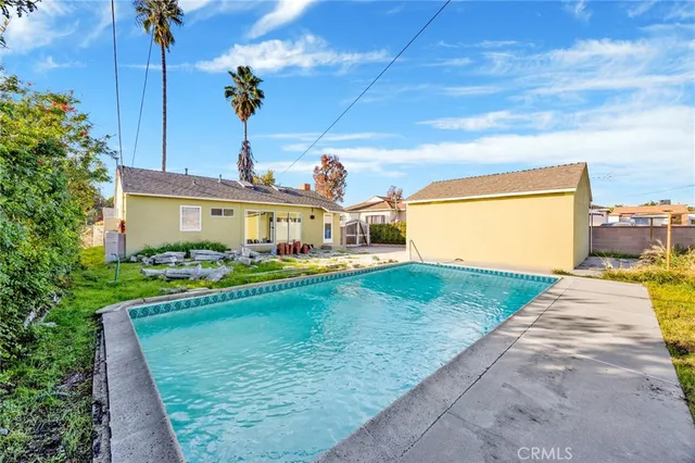 $775,000 | 8166 Rhodes Avenue, North Hollywood, CA 91605