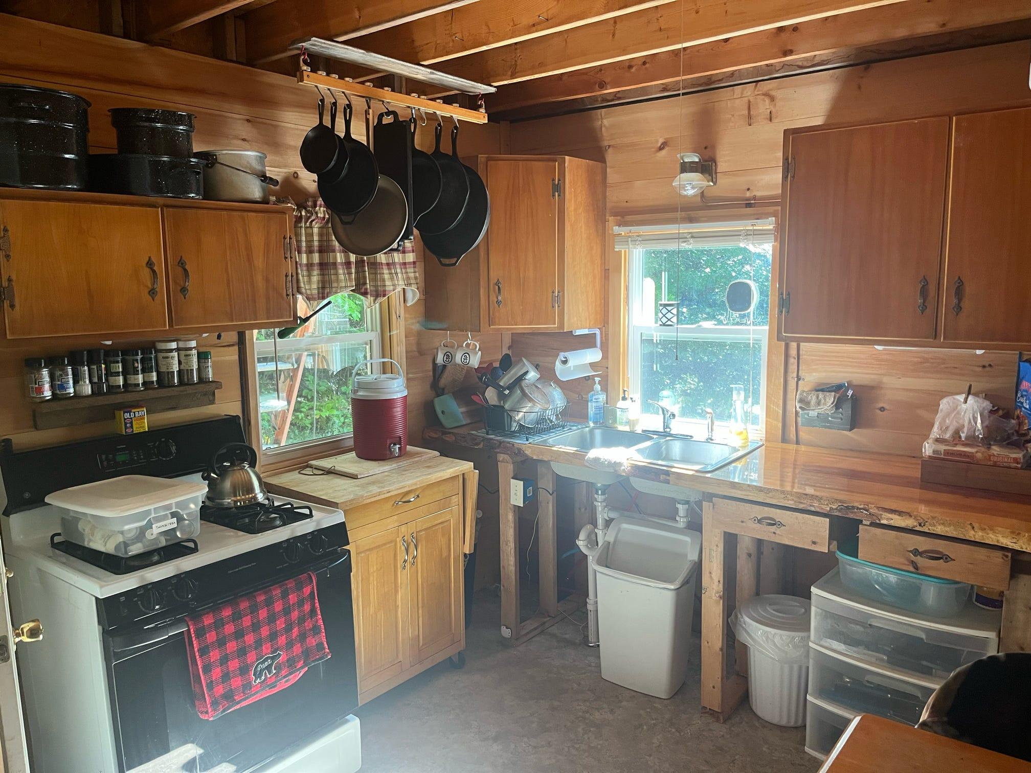 129 Old Commonwealth Road Enfield, ME 04493 - Photo 11 of 23 20260908_064140_40F95C