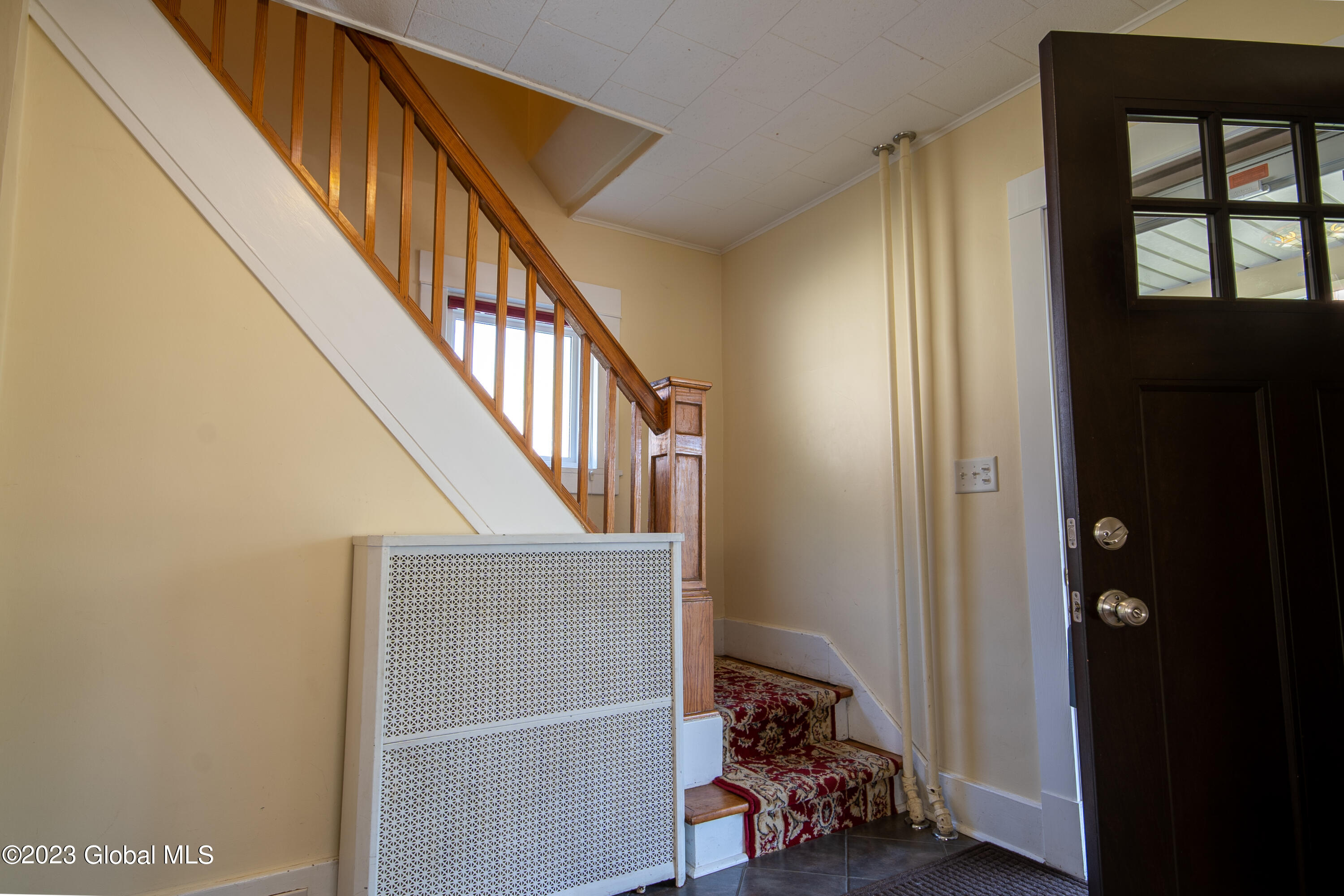 22 Stratton Place Bethlehem, NY 12054 - Photo 5 of 36 5