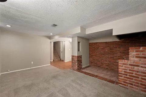 $299,000 | 5005 Sycamore Drive, Roeland Park, KS 66205