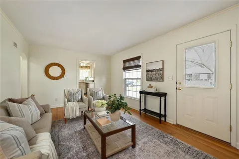 $299,000 | 5005 Sycamore Drive, Roeland Park, KS 66205