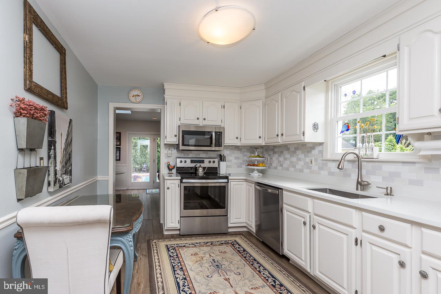 452 Colfax Road Havertown, PA 19083 - Photo 12 of 41 Updated Kitchen