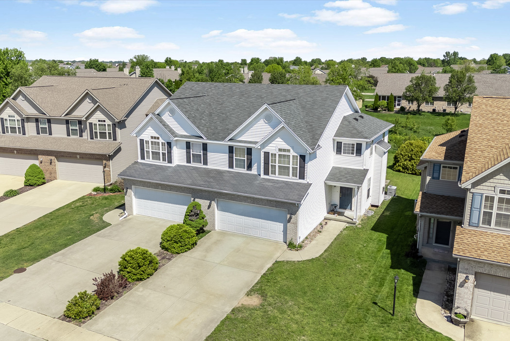 4618 Copper Ridge Road Champaign, IL 61822 - Photo 3 of 34