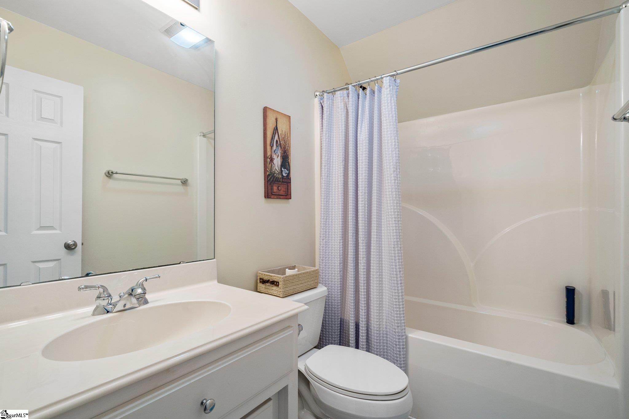 1017 Oak Grove Road Landrum, SC 29356 - Photo 18 of 36