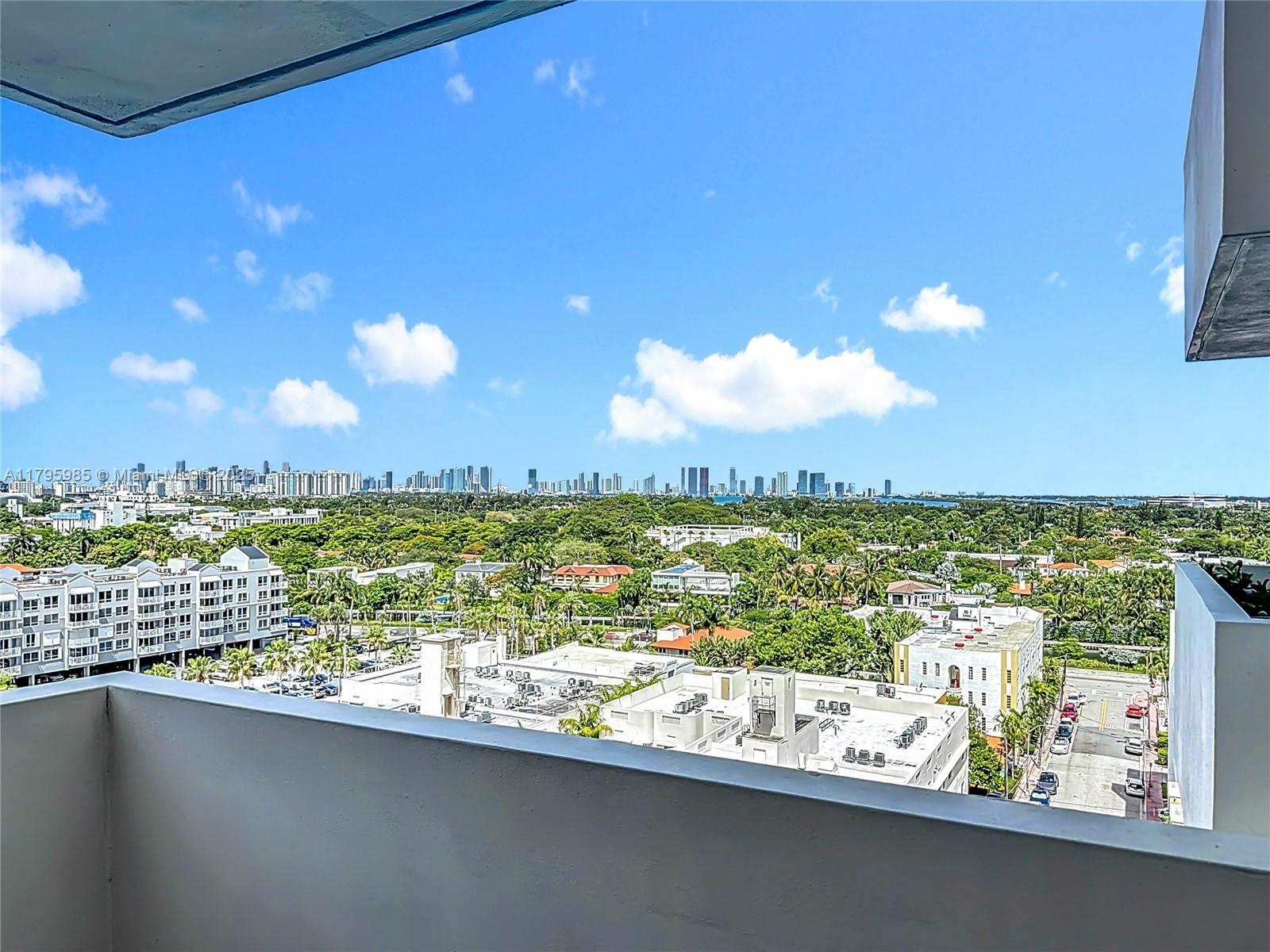 2899 Collins Avenue, Unit 1218 Miami Beach, FL 33140 - Photo 31 of 41 a view of a city