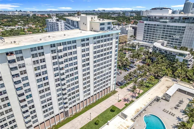 a picture of city view