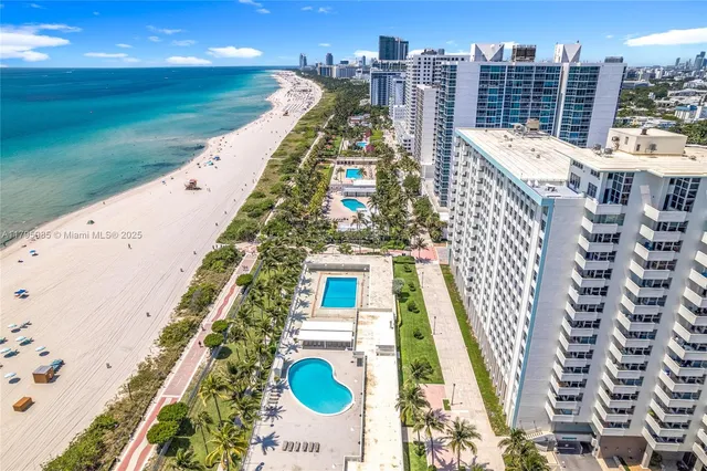 a view of a bird bath