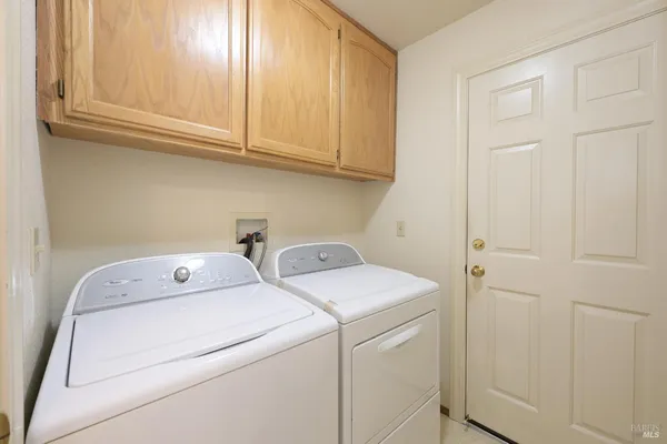 $779,000 | 9662 Dawn Way, Windsor, CA 95492