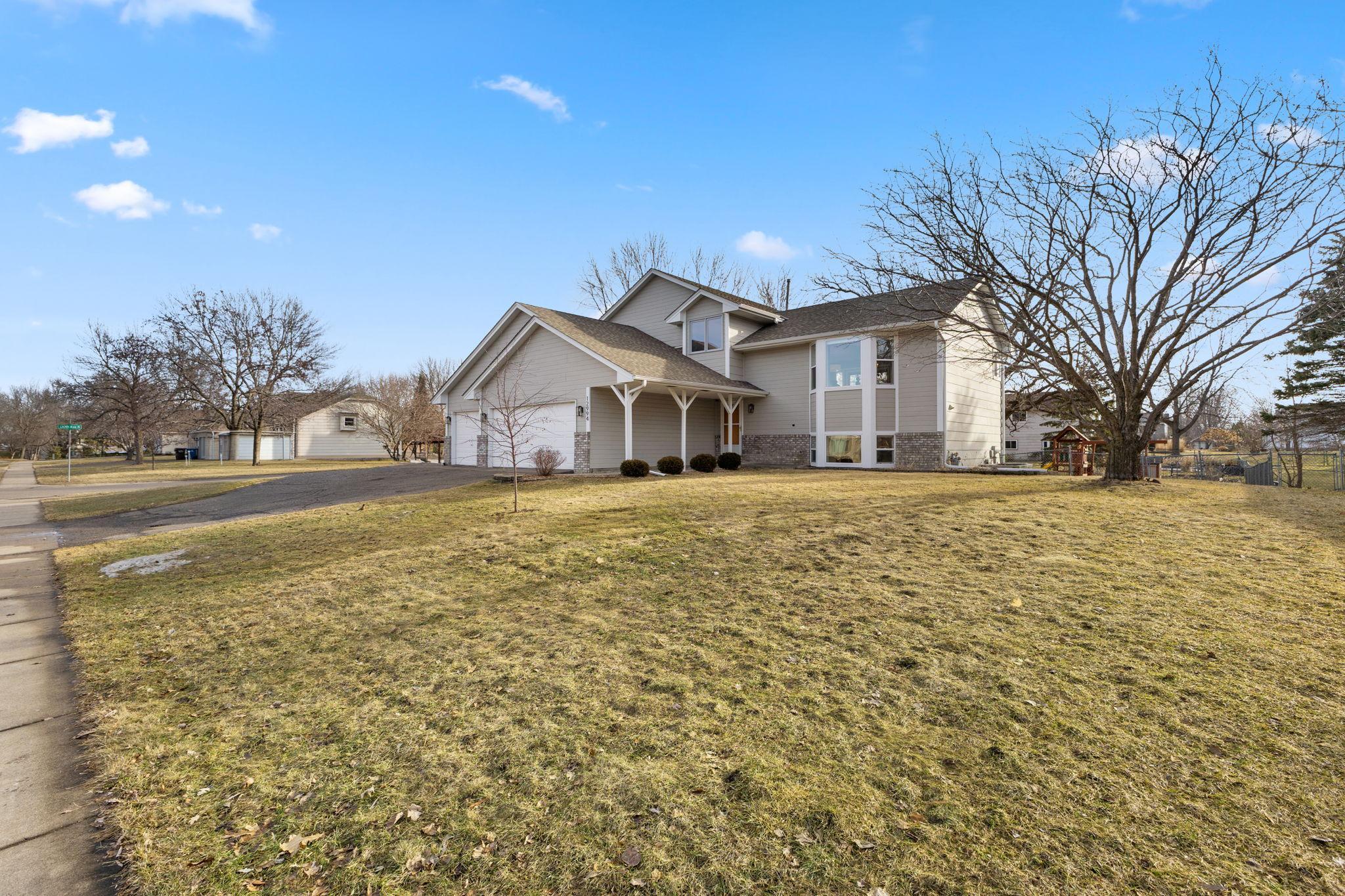 12994 Red Fox Road Rogers, MN 55374 - Photo 2 of 36