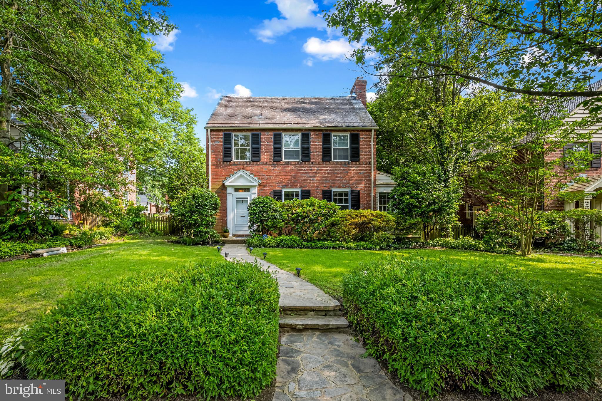 325 Taplow Road Baltimore, MD 21212 - Photo 4 of 48 Gallery Image 4