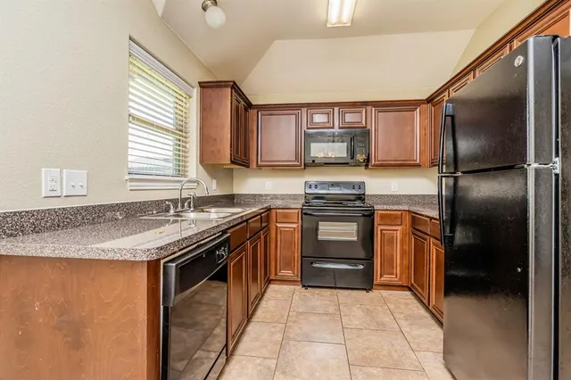 $1,920 | 7664 Hollow Point Drive, Fort Worth, TX 76123