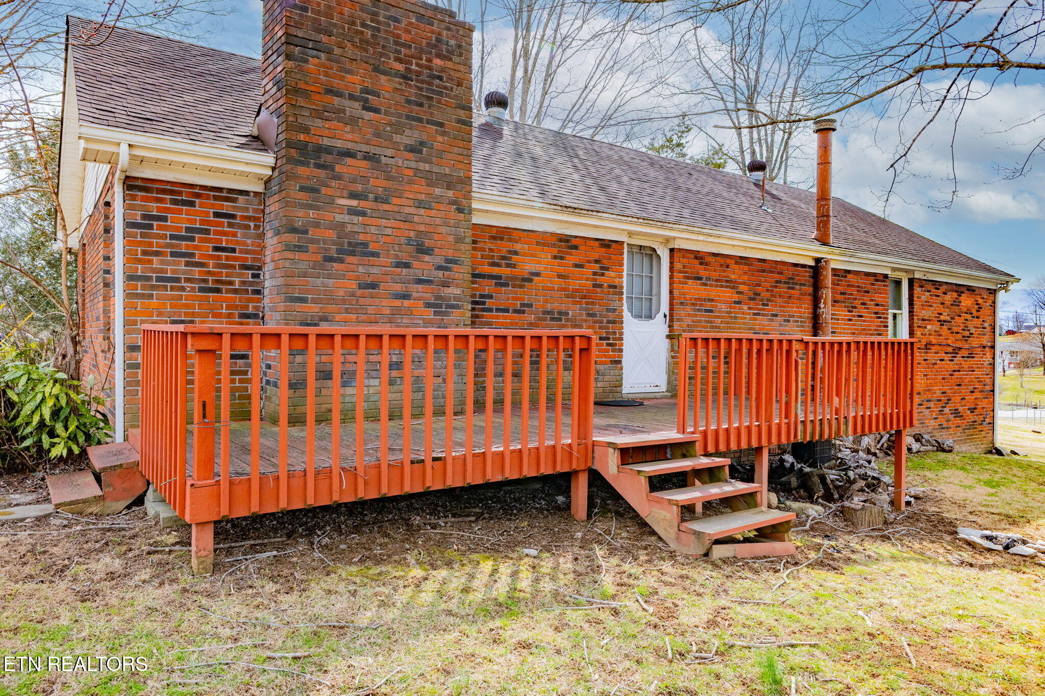 106 Butter And Egg Road Jacksboro, TN 37757 - Photo 28 of 31 19-web-or-mls-3F1A8783-HDR