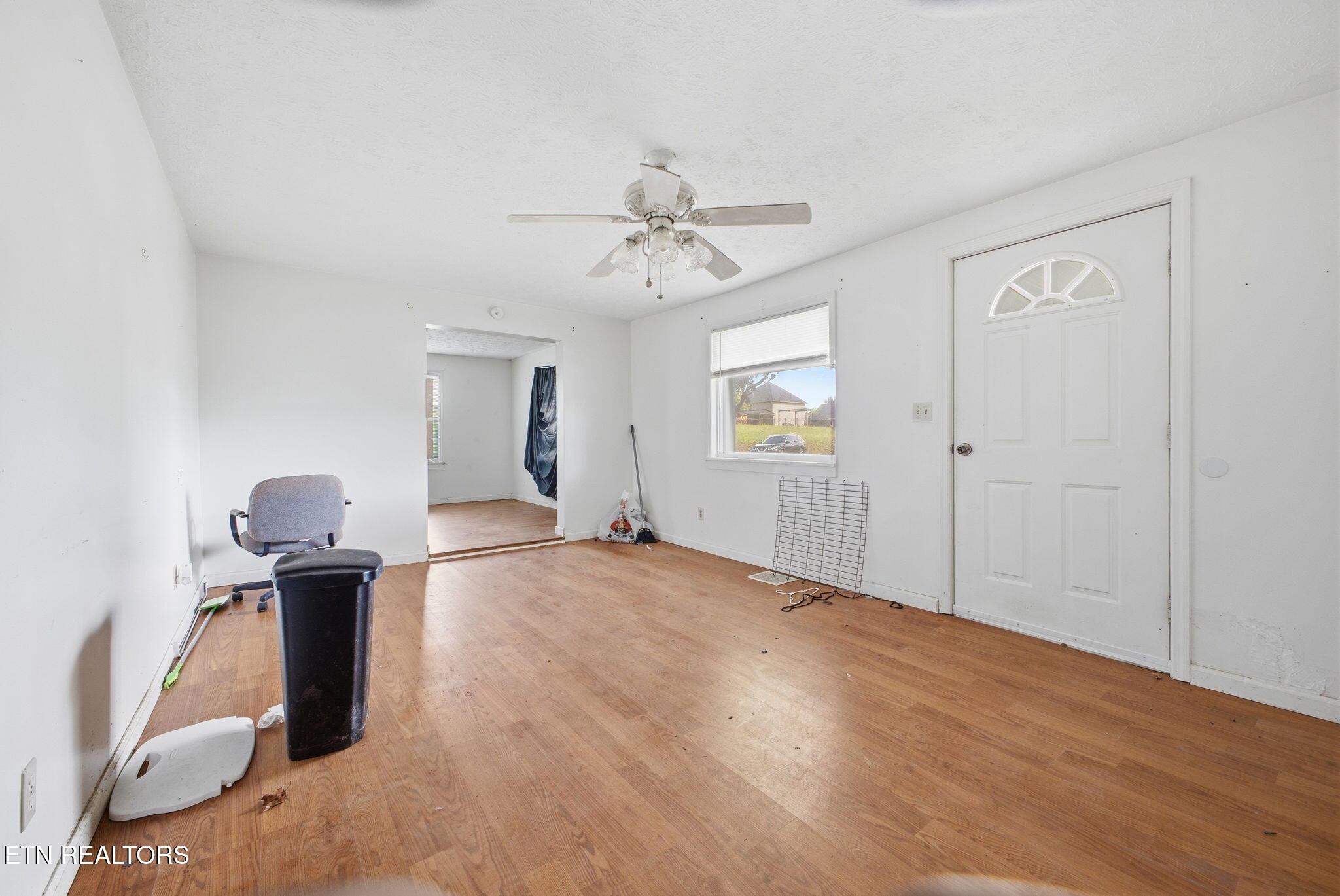 106 Butter And Egg Road Jacksboro, TN 37757 - Photo 5 of 31 42-web-or-mls-3F1A7667