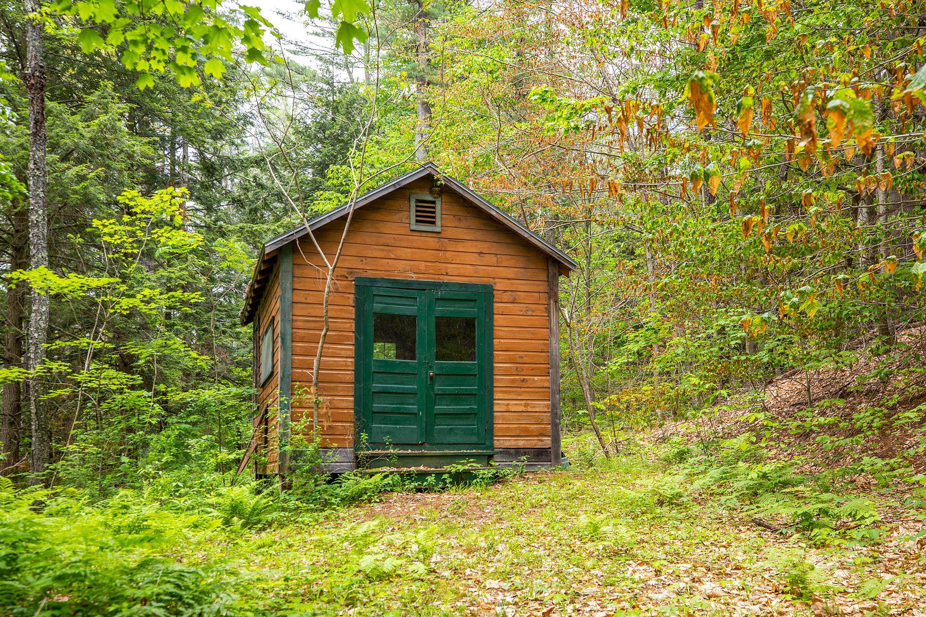 702 Middlebrook Road West Fairlee, VT 05045 - Photo 19 of 40