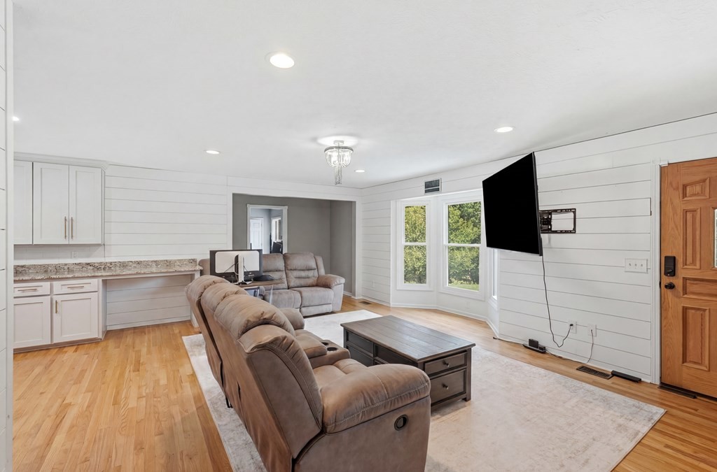 237 Southfork Road Sparta, TN 38583 - Photo 14 of 47