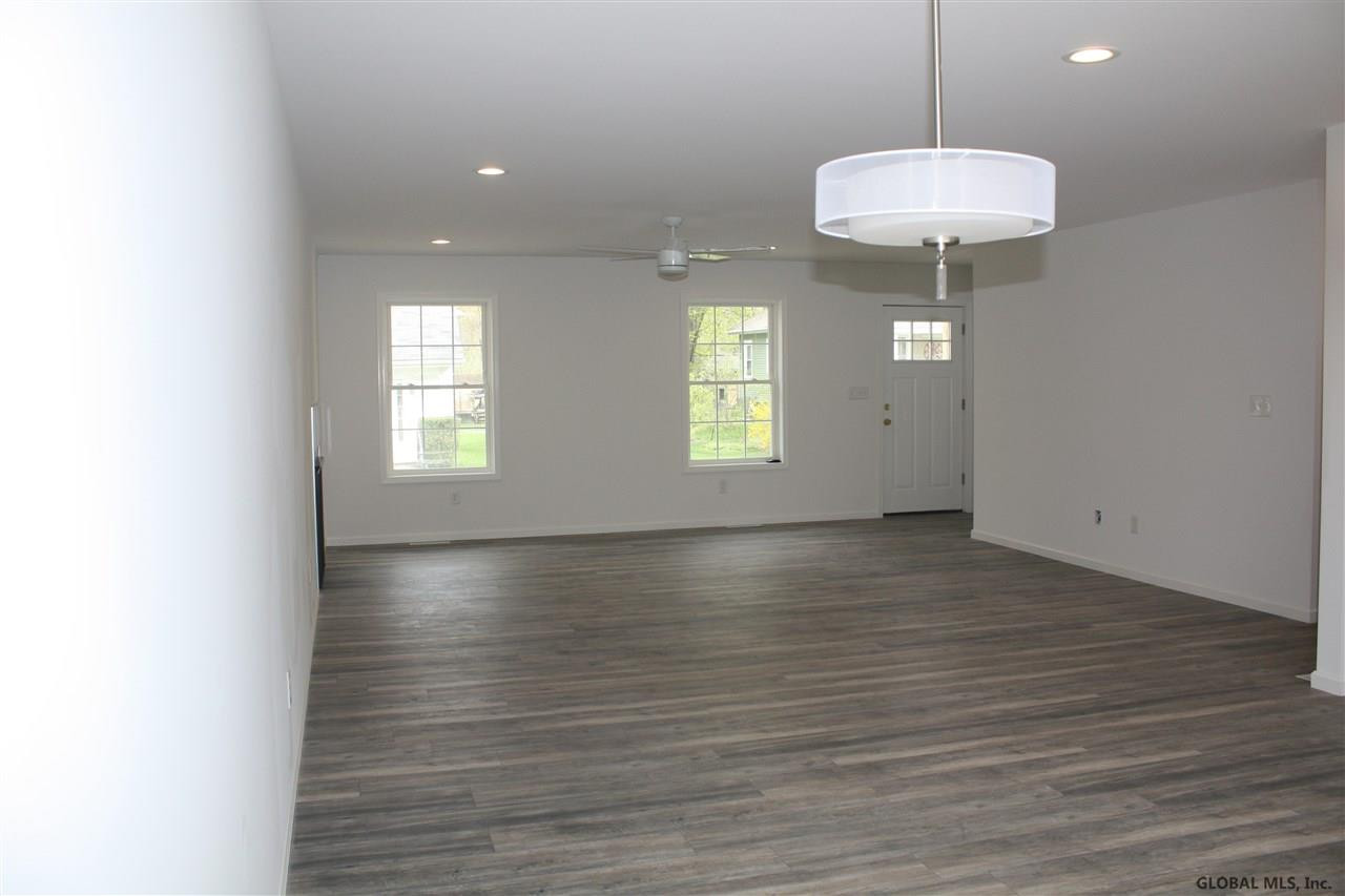 900 Mann Avenue Rensselaer, NY 12144 - Photo 6 of 29 Photo 6