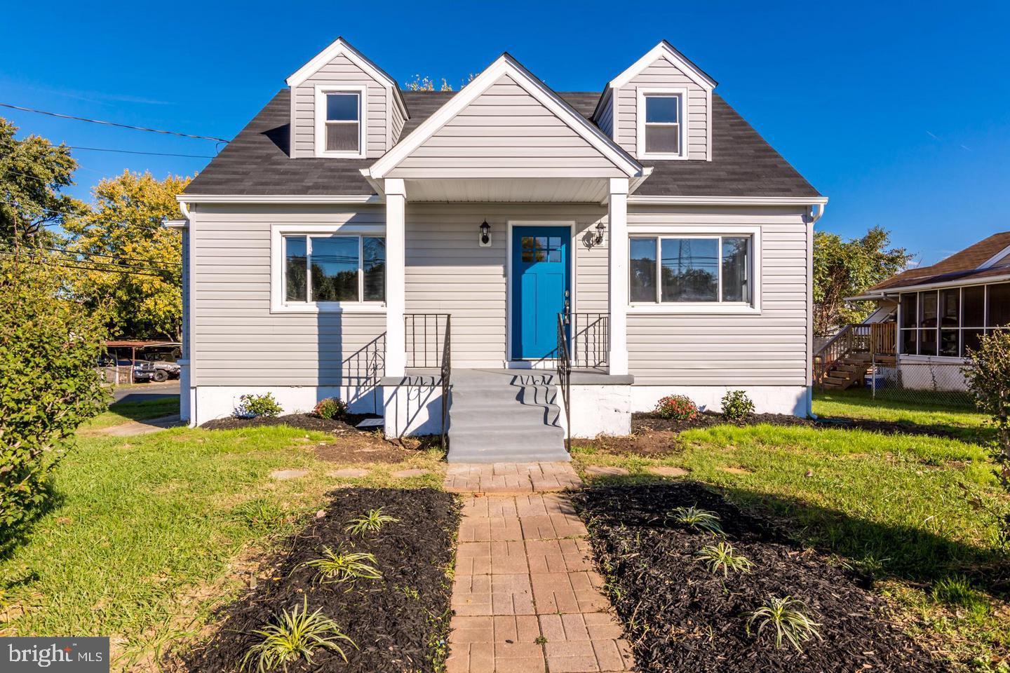 342 Holy Cross Road Baltimore, MD 21225 - Photo 1 of 19 Gallery Image 1