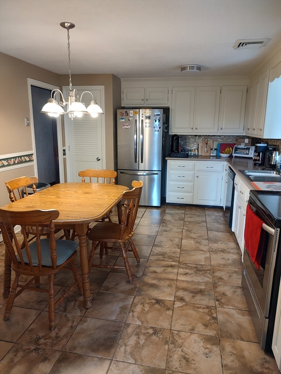 16 Nash Hill Road Ludlow, MA 01056 - Photo 12 of 34 Gallery Image 12