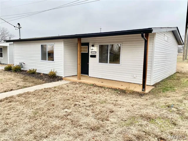 $135,000 | 2729 Dale Avenue, Granite City, IL 62040