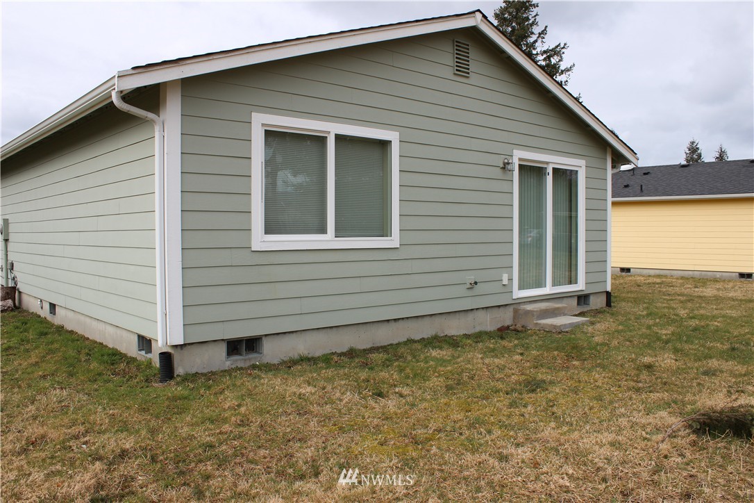 21 St Francis Circle Forks, WA 98331 - Photo 2 of 14
