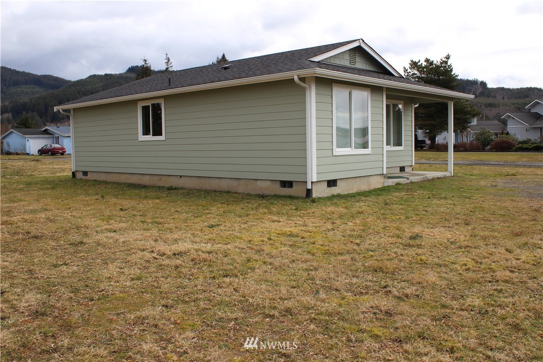 21 St Francis Circle Forks, WA 98331 - Photo 3 of 14