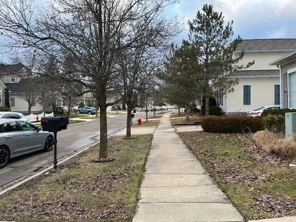 $3,000 | 1346 North Bay Drive, Ann Arbor, MI 48103