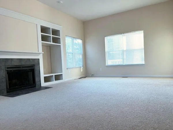 $3,000 | 1346 North Bay Drive, Ann Arbor, MI 48103