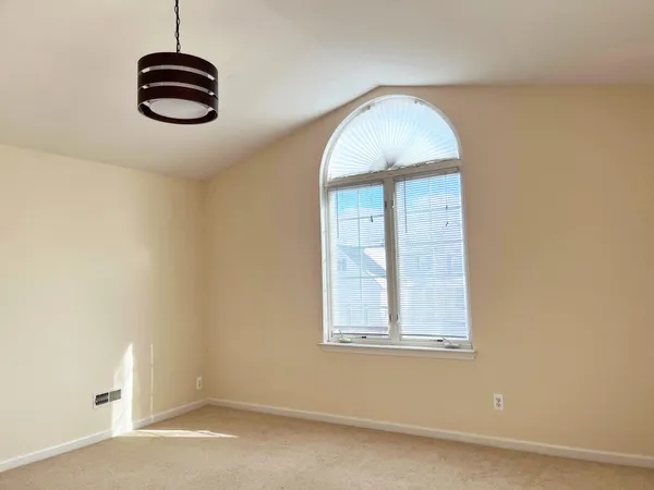 $3,000 | 1346 North Bay Drive, Ann Arbor, MI 48103