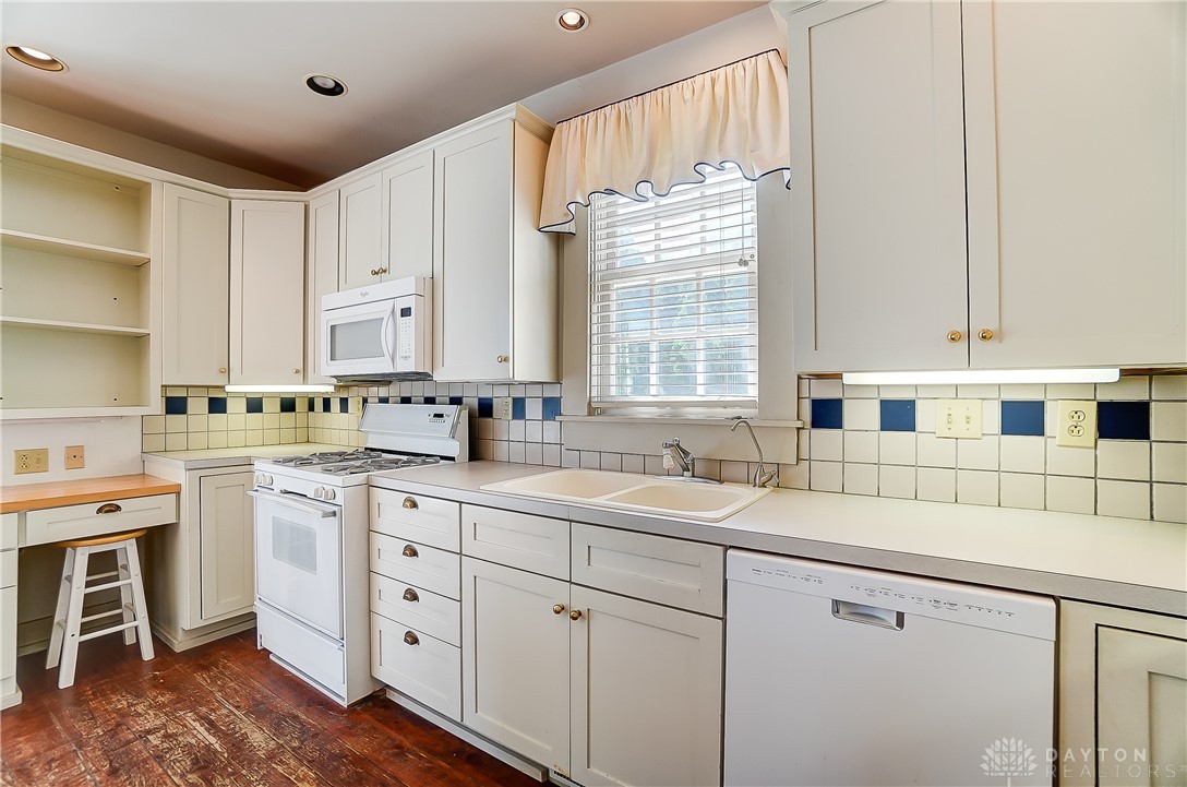 7497 Clyo Road Centerville, OH 45459 - Photo 13 of 55