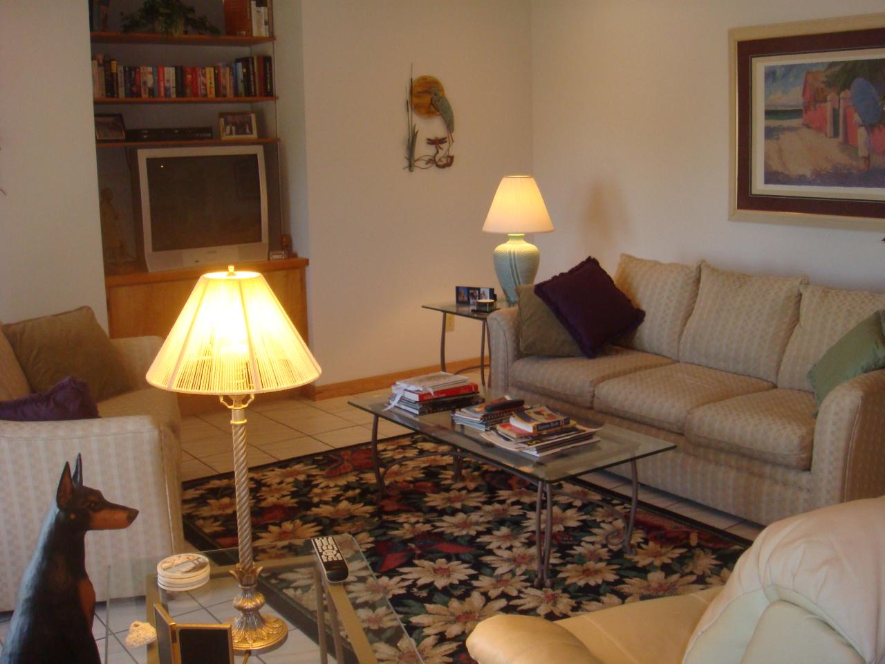 405 3rd Street Key Largo, FL 33037 - Photo 2 of 15 Large Living Area