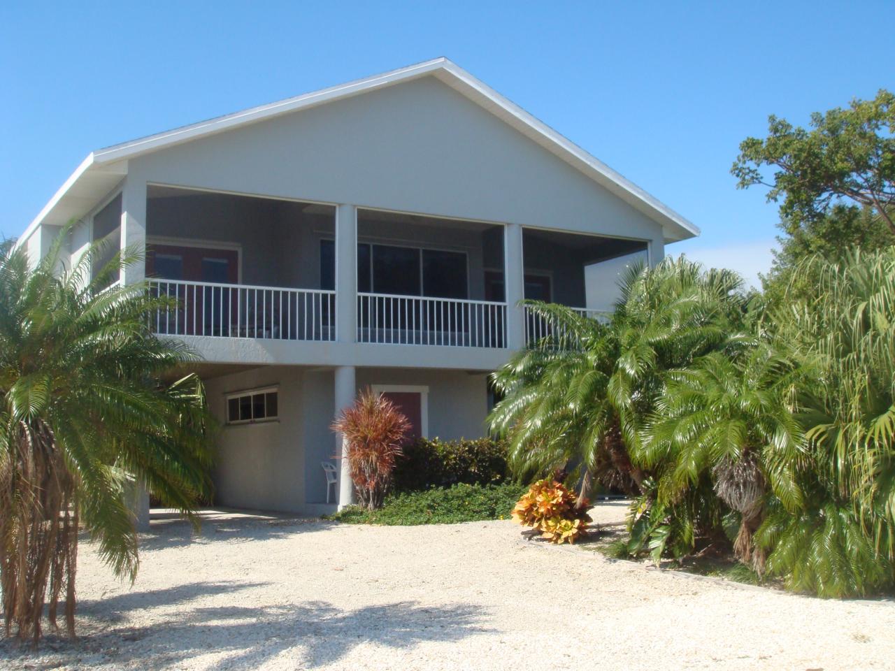 405 3rd Street Key Largo, FL 33037 - Photo 12 of 15 Large Square footage home