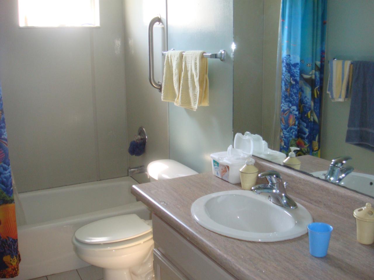 405 3rd Street Key Largo, FL 33037 - Photo 7 of 15 Second Bathroom