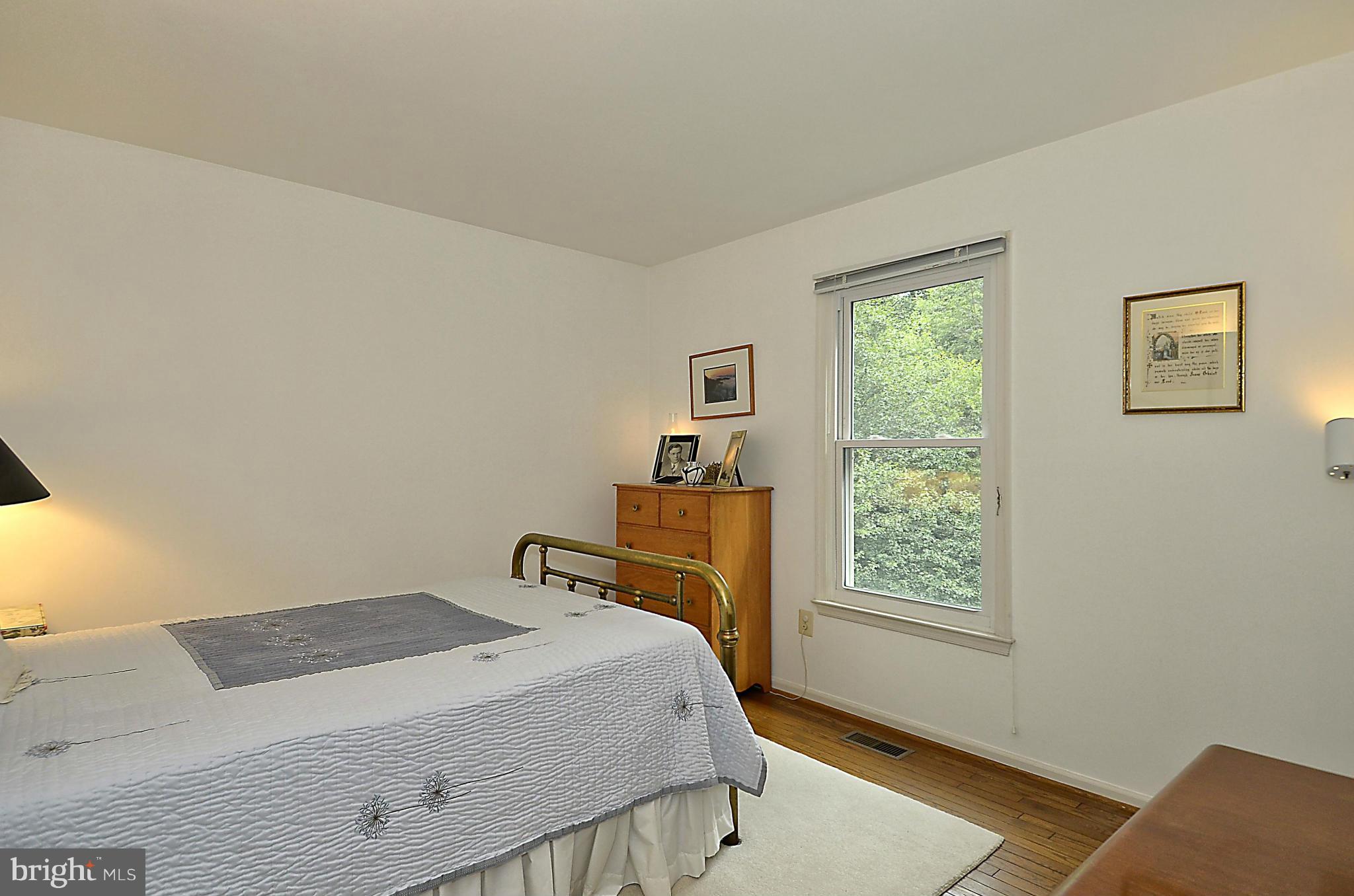 500 Ridgewell Way Silver Spring, MD 20902 - Photo 18 of 30 Bedroom 3