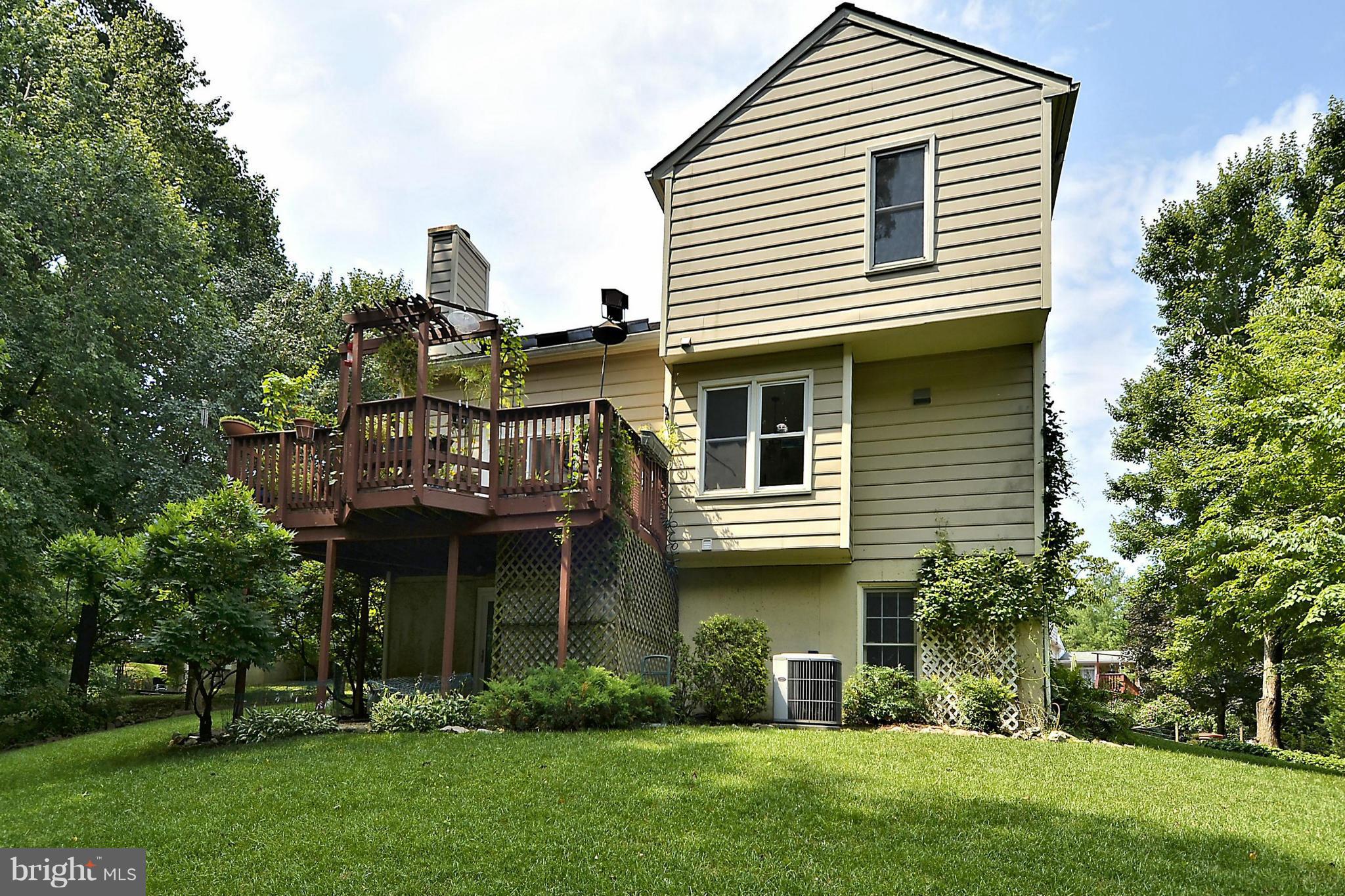 500 Ridgewell Way Silver Spring, MD 20902 - Photo 30 of 30 Back Elevation