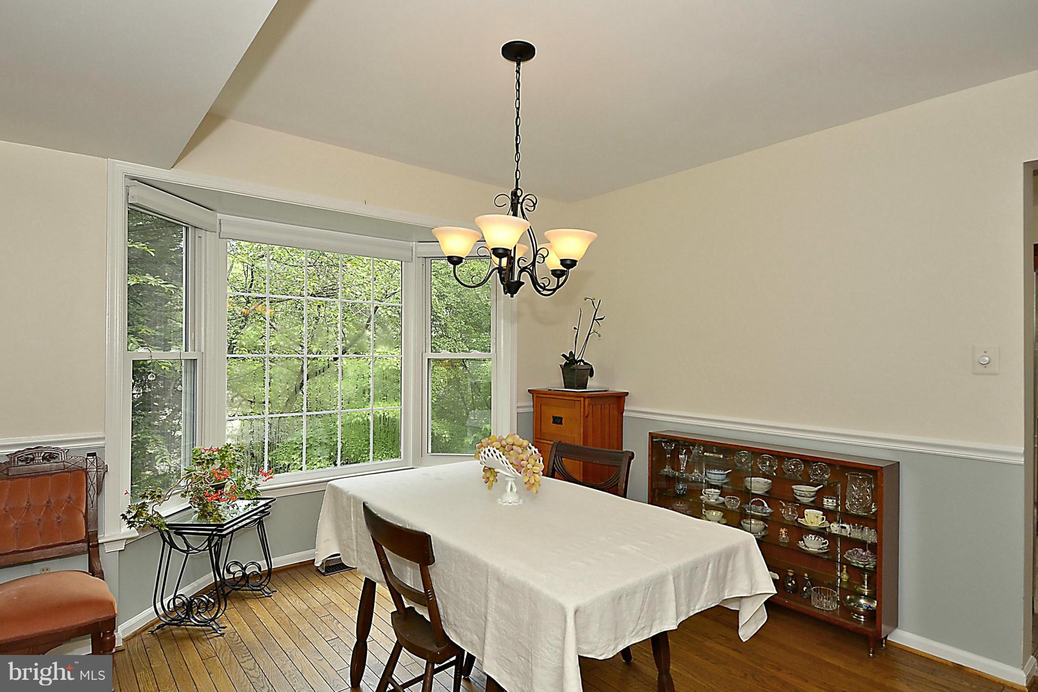 500 Ridgewell Way Silver Spring, MD 20902 - Photo 7 of 30 Dining Room