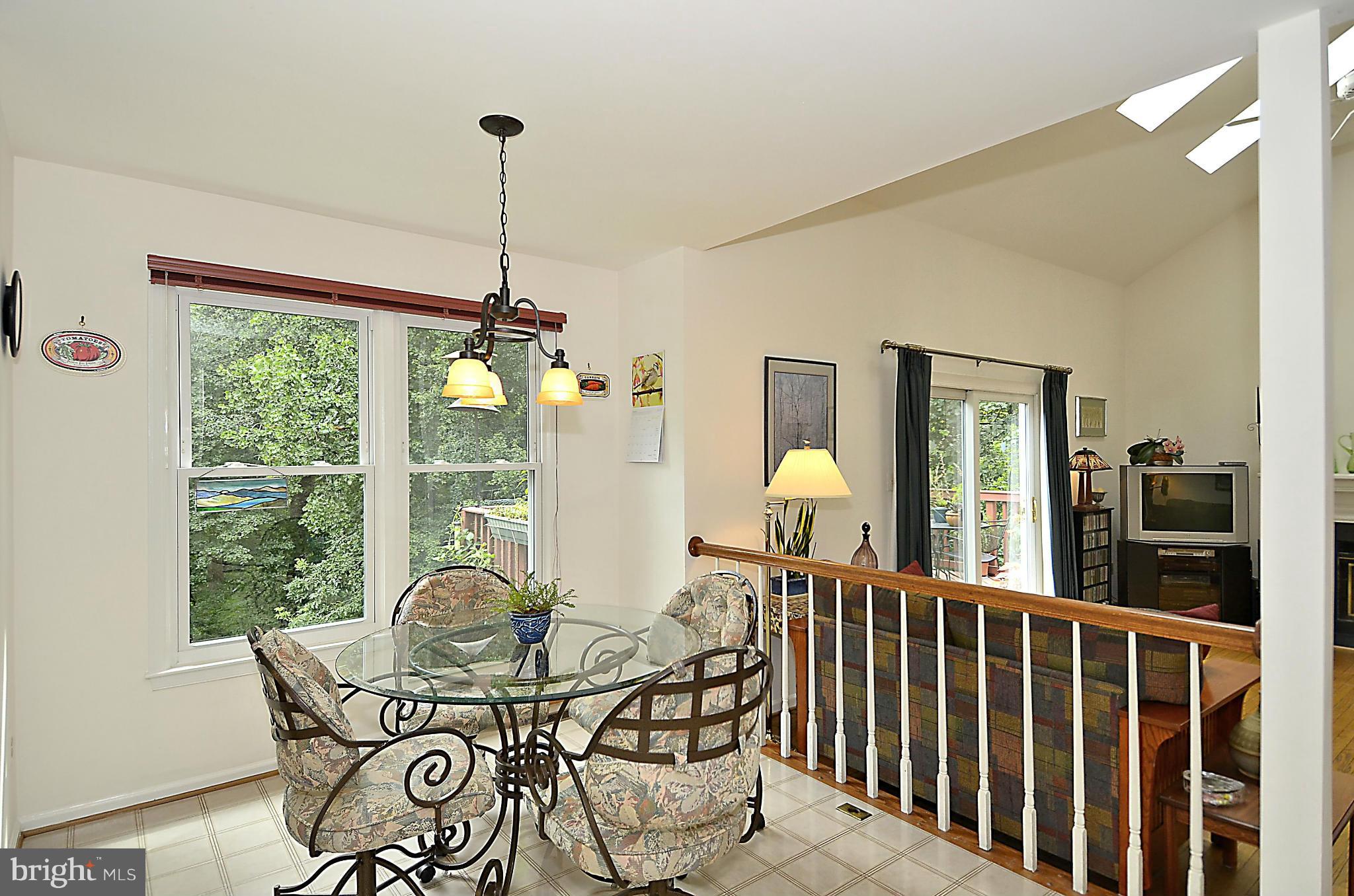 500 Ridgewell Way Silver Spring, MD 20902 - Photo 10 of 30 Breakfast Room
