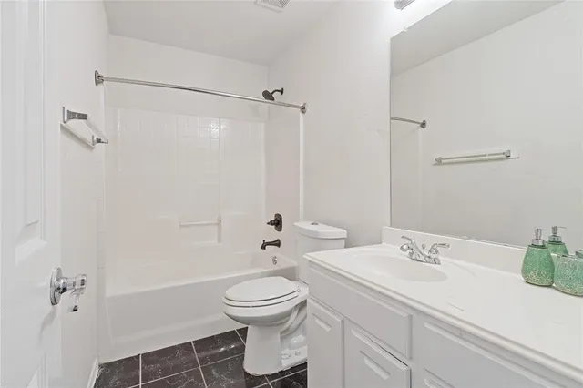 $289,000 | 204 Trinity Drive, Lancaster, TX 75146