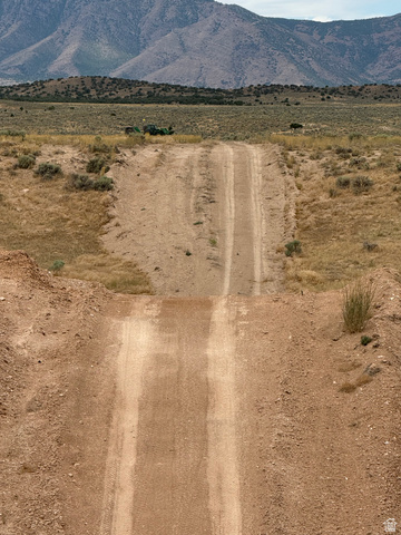 17 Old Dam Road, Unit 17 Levan, UT 84639 - Photo 2 of 7