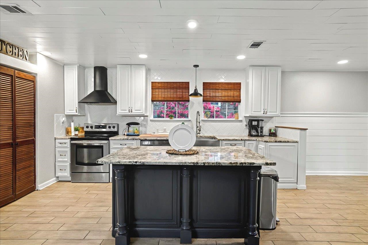 1838 Log Ridge Trail Tallahassee, FL 32312 - Photo 15 of 41 Gallery Image 15