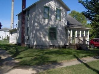 1203 4th Street Three Rivers, MI 49093 - Photo 2 of 9 thumbnail_HPIM1155