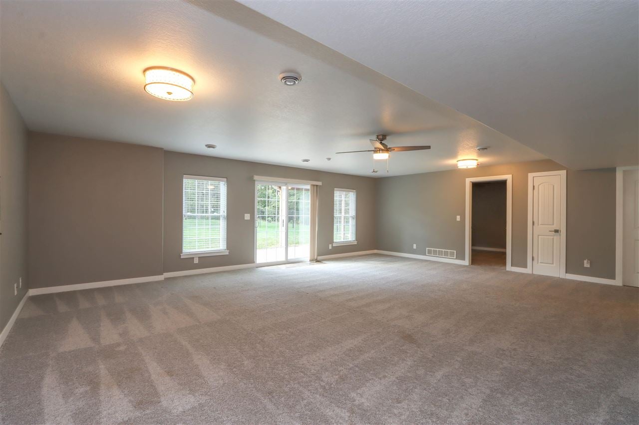 1457 Walter Mapp Drive Riverside, IA 52327 - Photo 33 of 59 Gallery Image 33