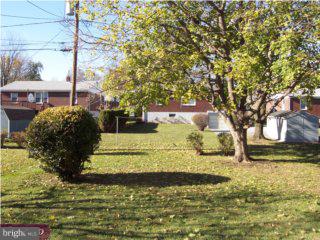 14 Valley Road Wyomissing, PA 19610 - Photo 3 of 4 Gallery Image 3