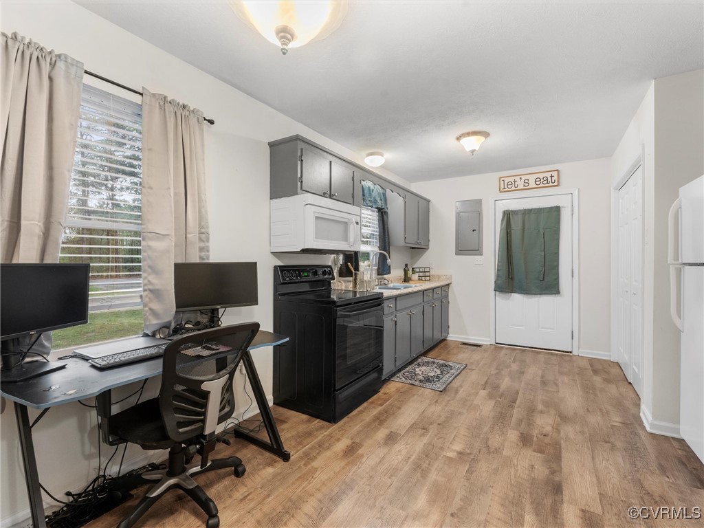 4112 Old Shore Road Blackstone, VA 23824 - Photo 8 of 31