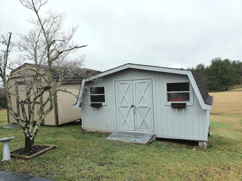 325 V I Ranch Road Bristol, TN 37620 - Photo 6 of 6 Photo 6