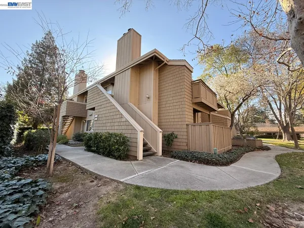 $450,000 | 5701 Makati Circle, Unit D, San Jose, CA 95123