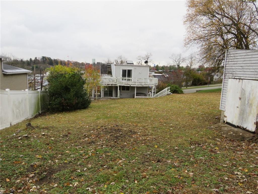 11175 Old Trail Road Irwin, PA 15642 - Photo 17 of 48 a view of a big room with wooden fence