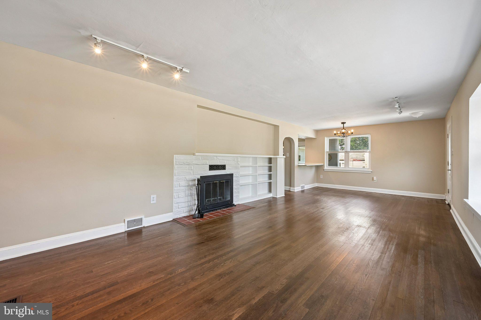 83 Johnson Avenue Runnemede, NJ 08078 - Photo 6 of 24