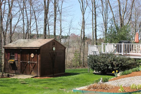 101 Pine Swamp Road Cumberland, RI 02864 - Photo 4 of 29